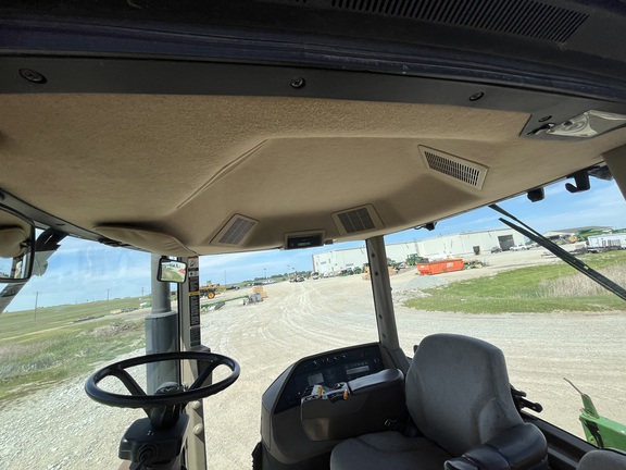 2001 John Deere 8410T - Photo31