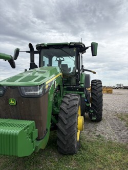 2024 John Deere 8R 280 Image 2