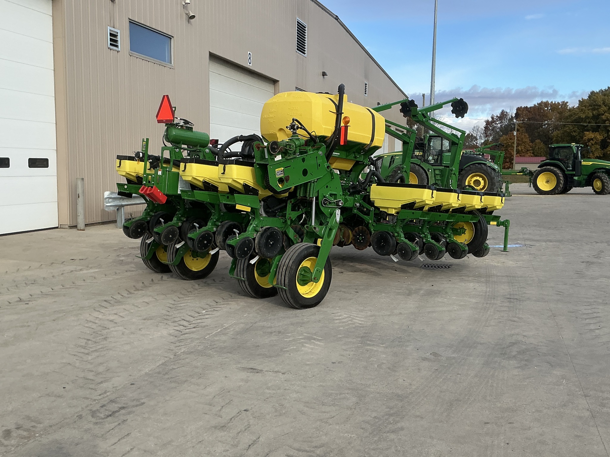 2025 John Deere 1775NT Image 3