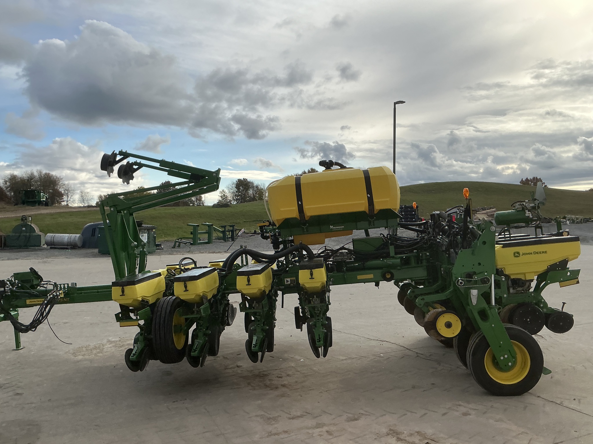 2025 John Deere 1775NT Image 7