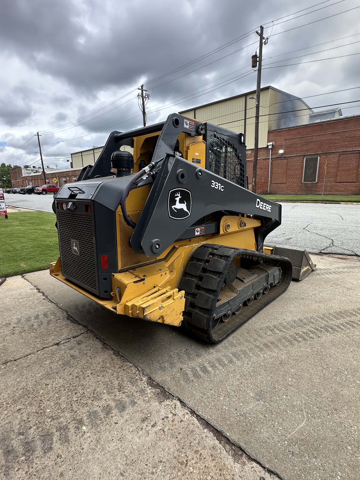 2023 John Deere 331G Image 2