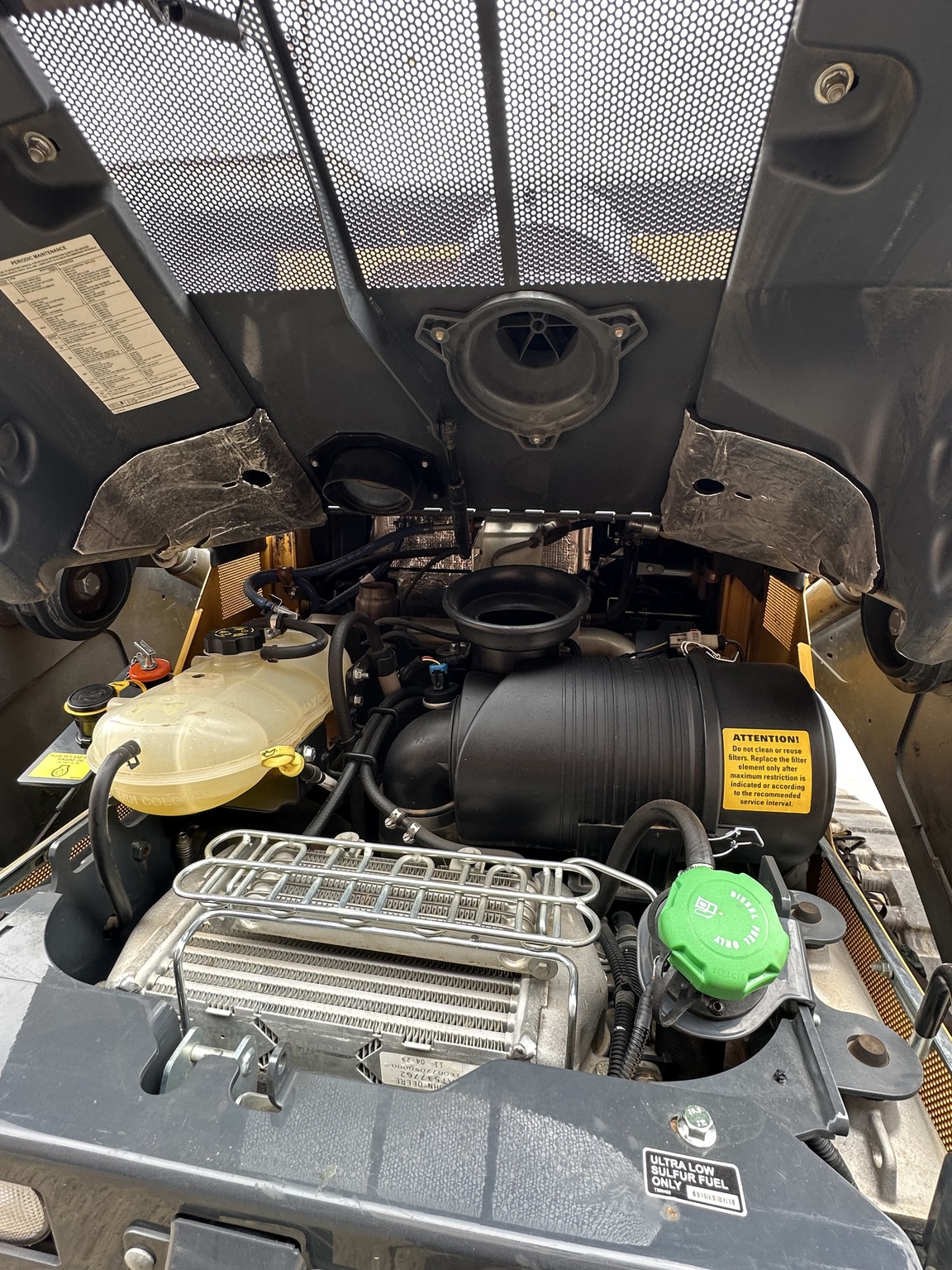 2023 John Deere 331G Image 12