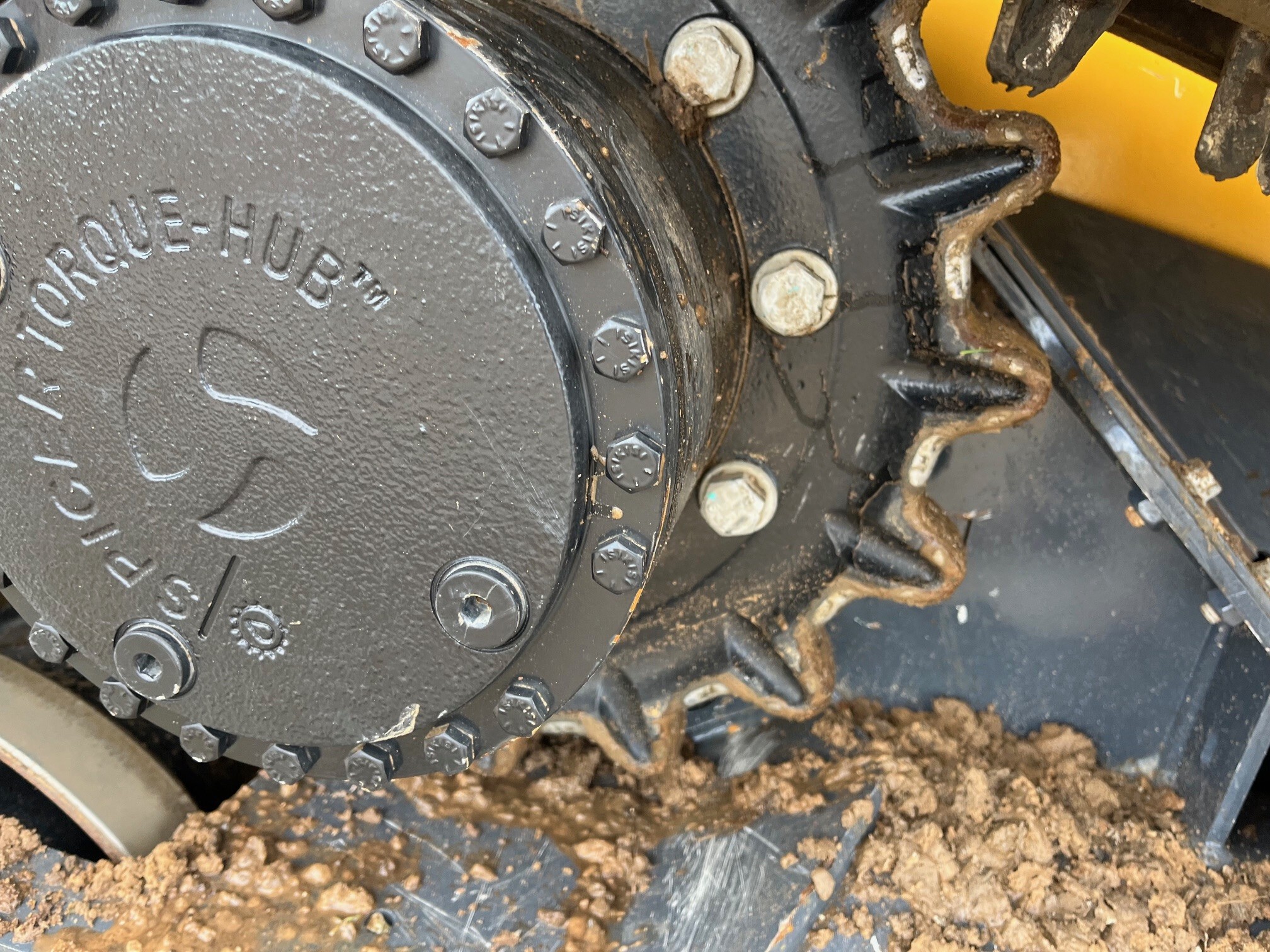 2024 John Deere 333 P Image 10