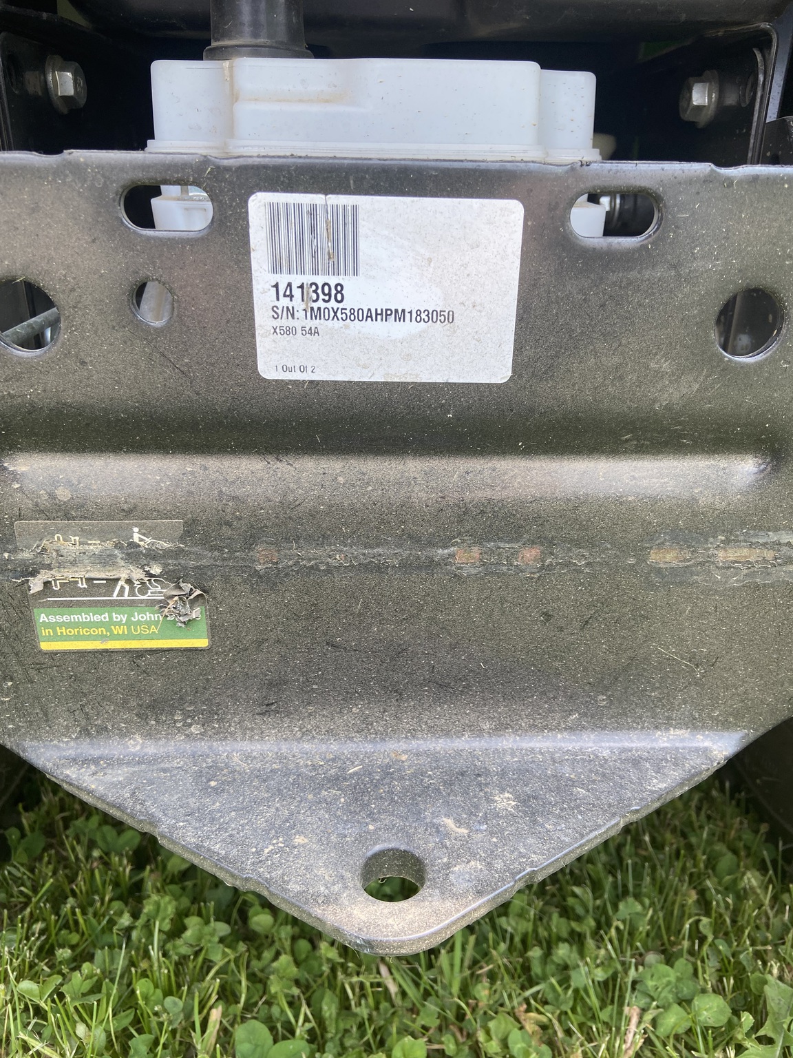 2023 John Deere X580 Image 7