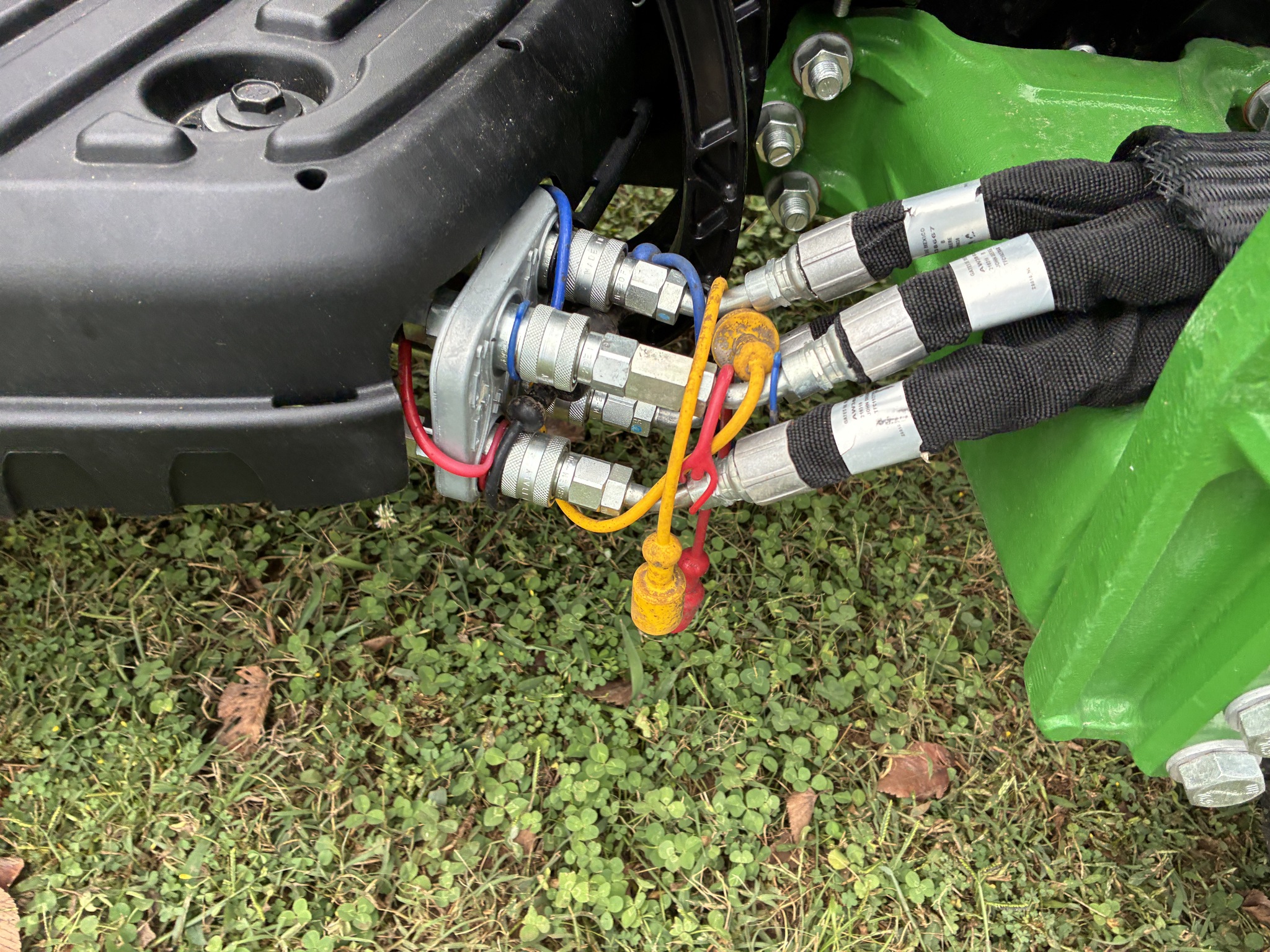 2021 John Deere 1023E Image 30