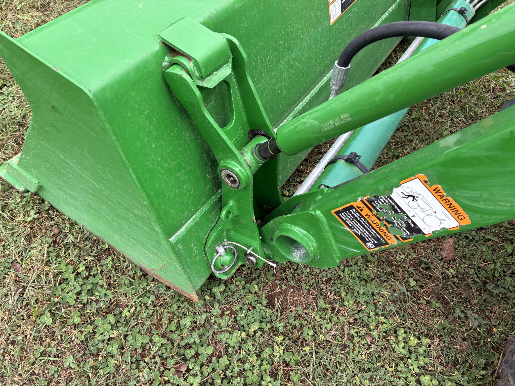 2021 John Deere 1023E Image 10