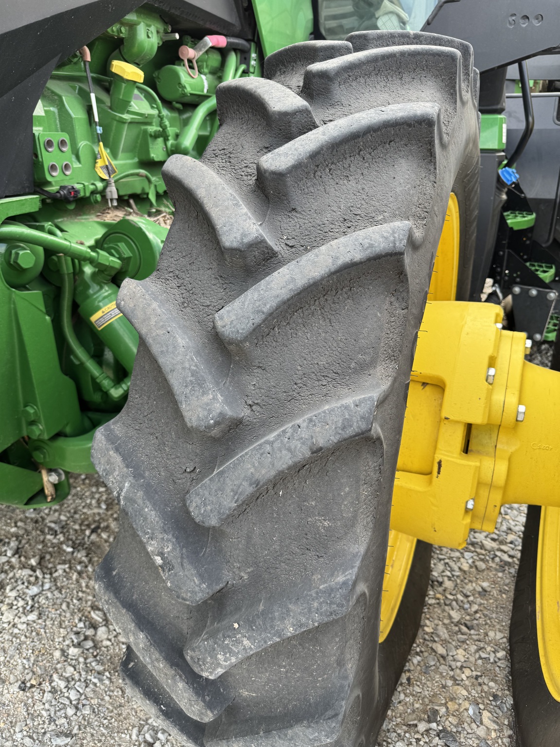 2024 John Deere 8R 410 Image 11