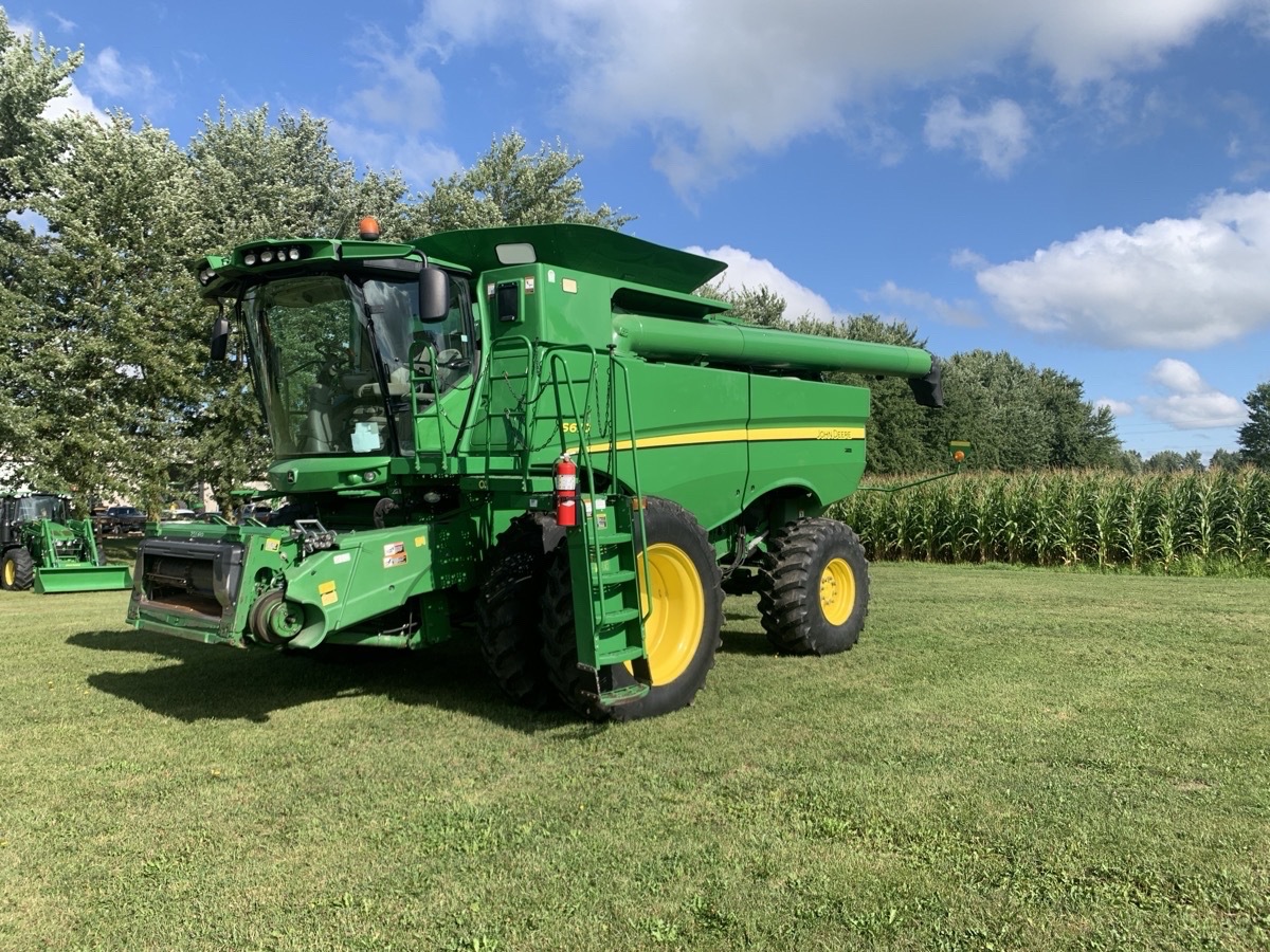 2013 John Deere S670 Image 1