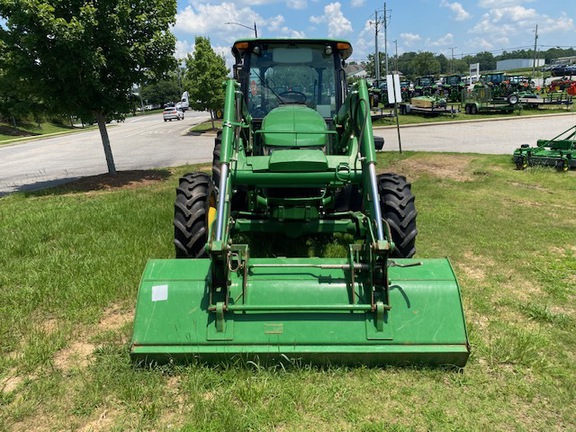 2017 John Deere 5085E Photo 4