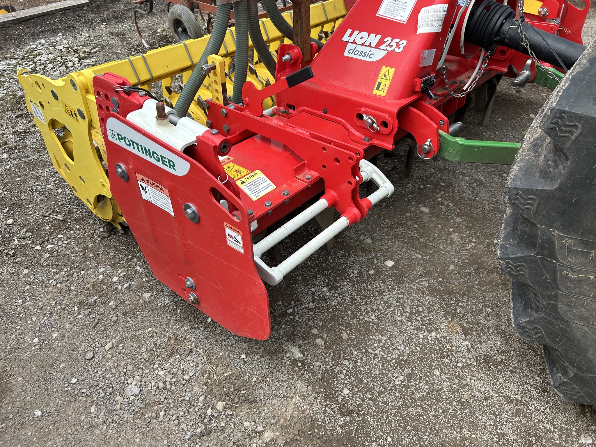 2022 Pottinger LION 253 Image 2