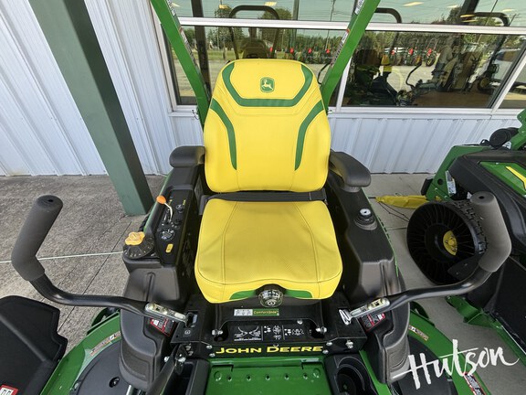 Photo of 2024 John Deere Z950M