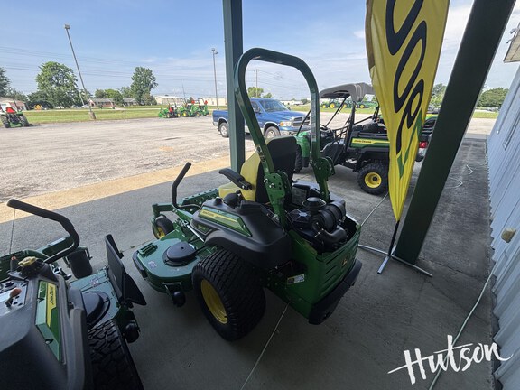 Photo of 2024 John Deere Z950M