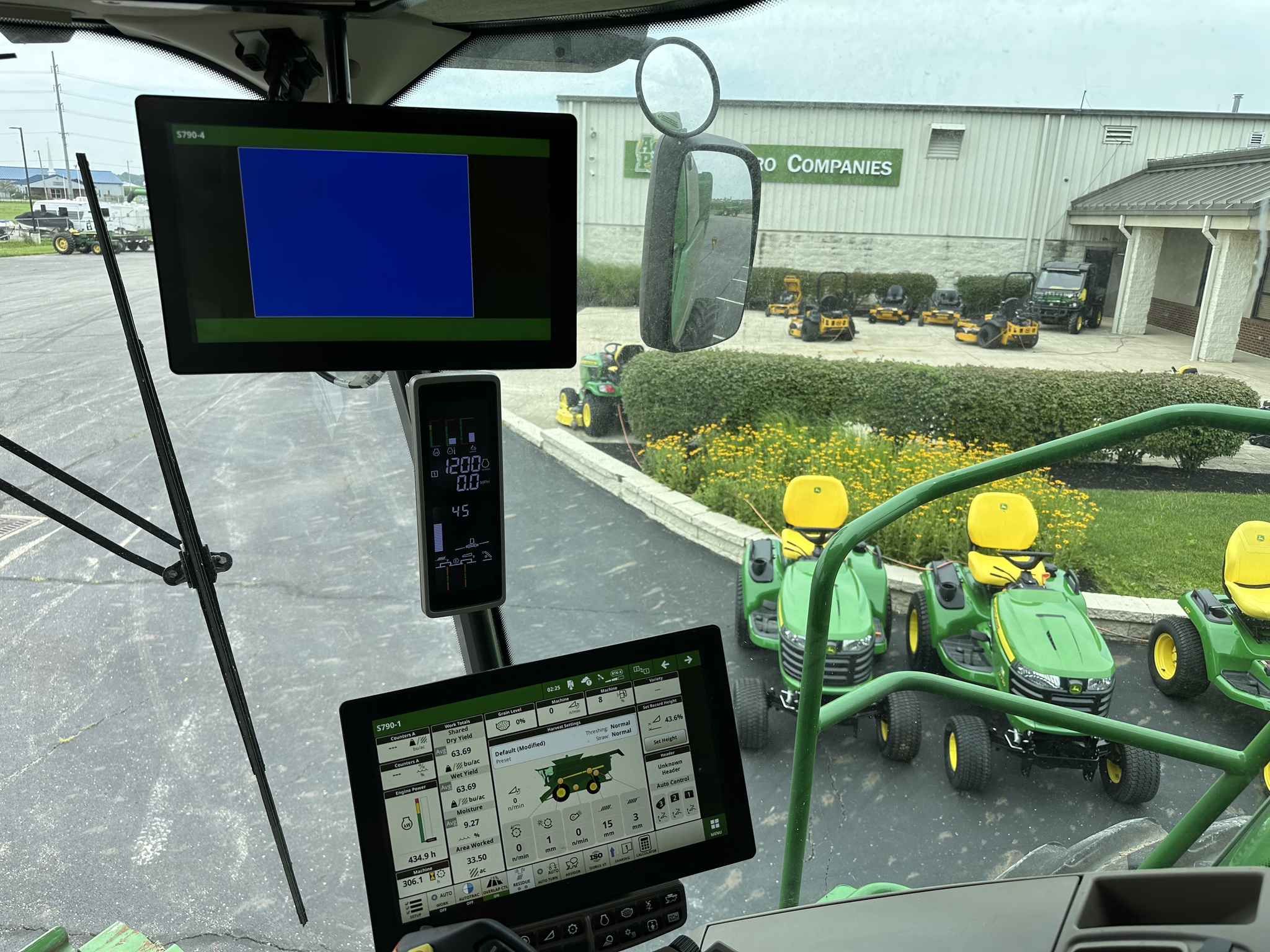 2024 John Deere S790 Image 11