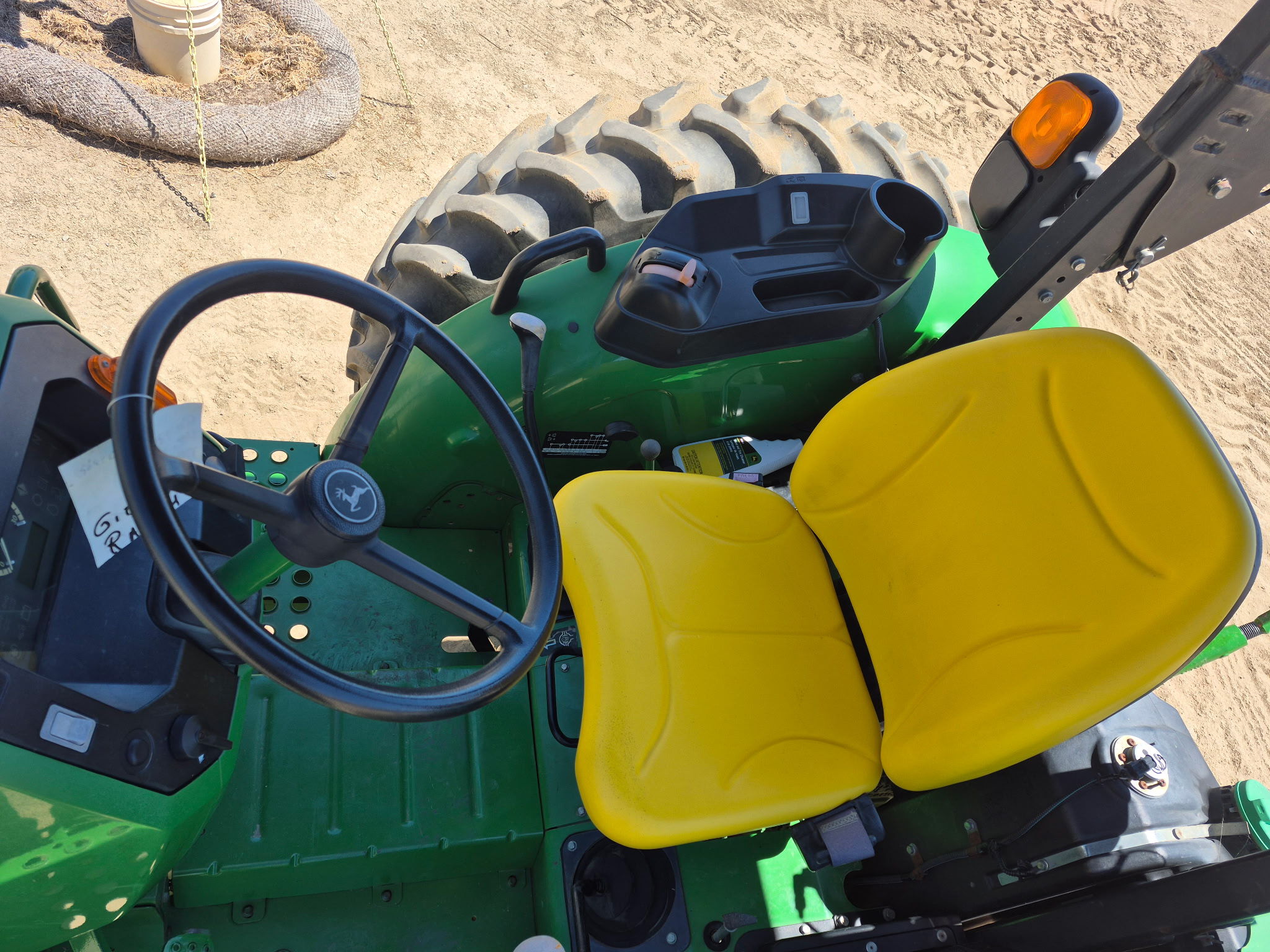 2018 John Deere 5055E Image 6
