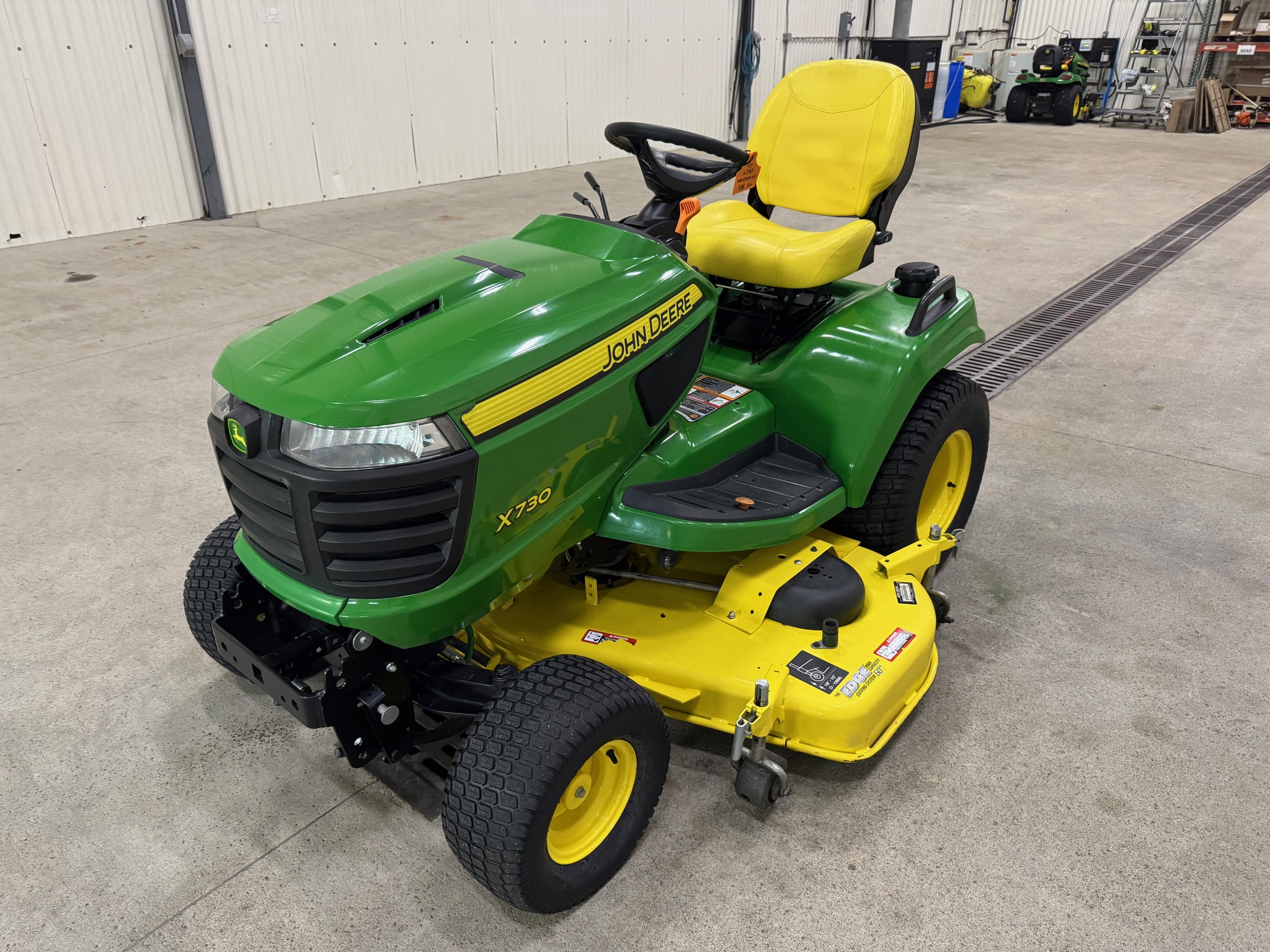 2017 John Deere X730 Image 1
