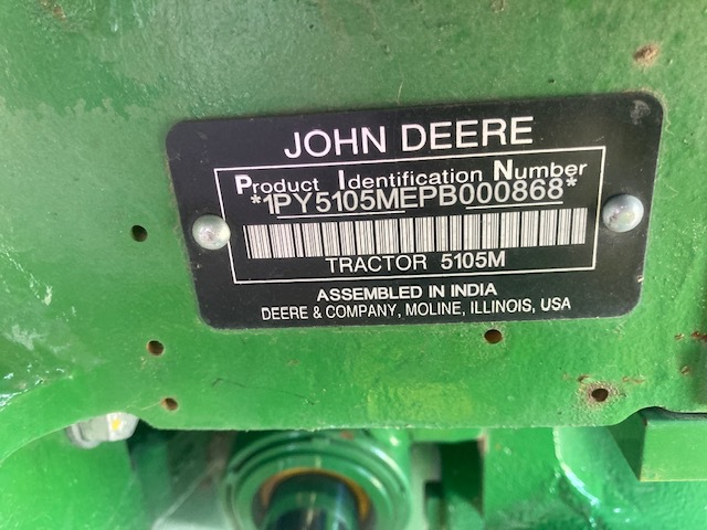 2023 John Deere 5105M Image 30