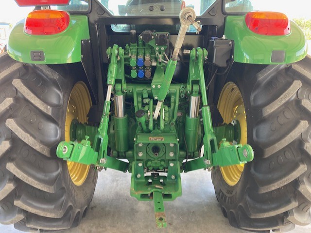 2023 John Deere 5105M Image 6