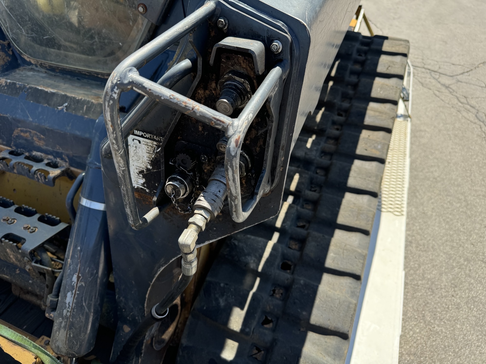 2019 John Deere 333G Image 10