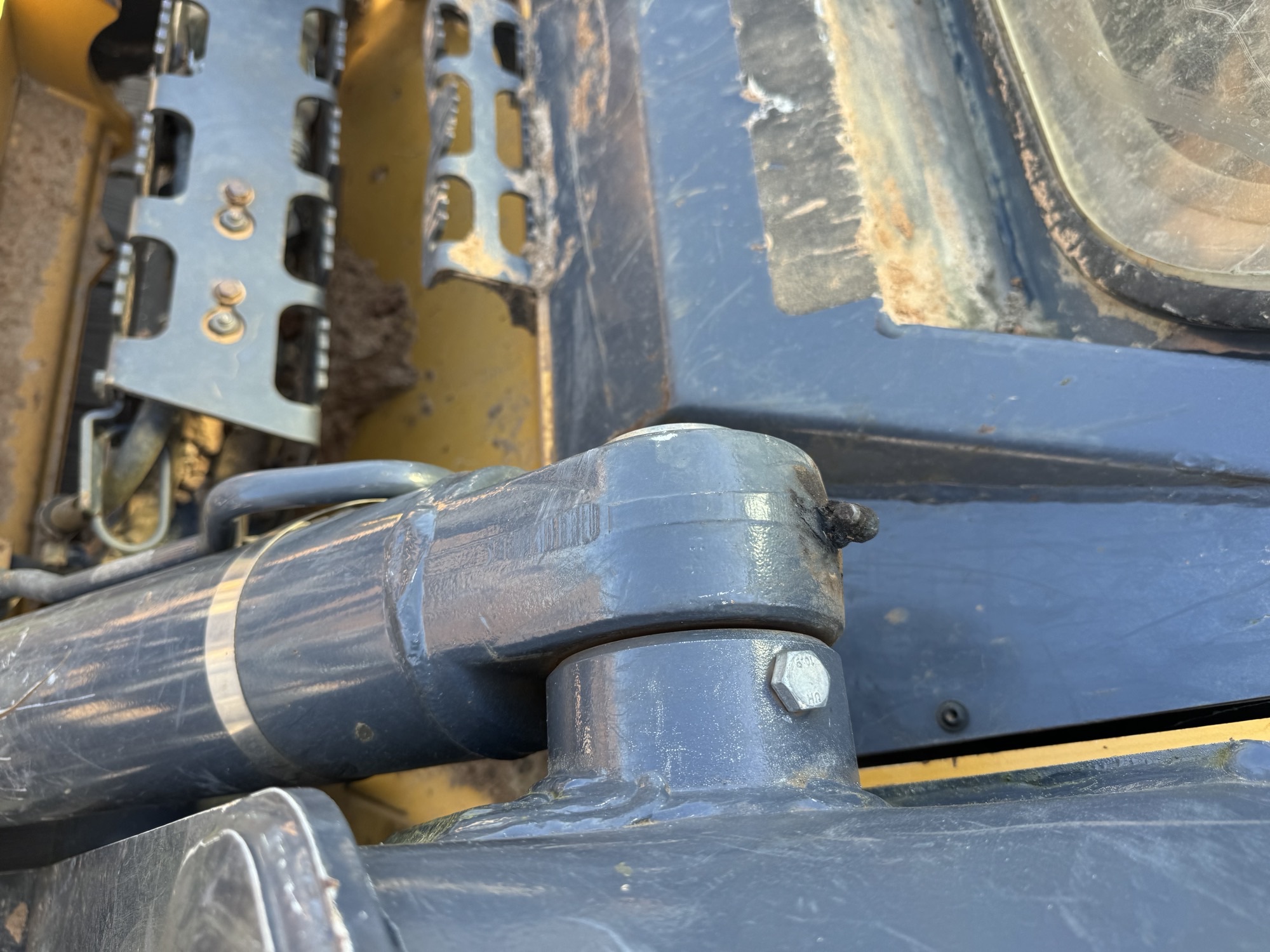 2019 John Deere 333G Image 14