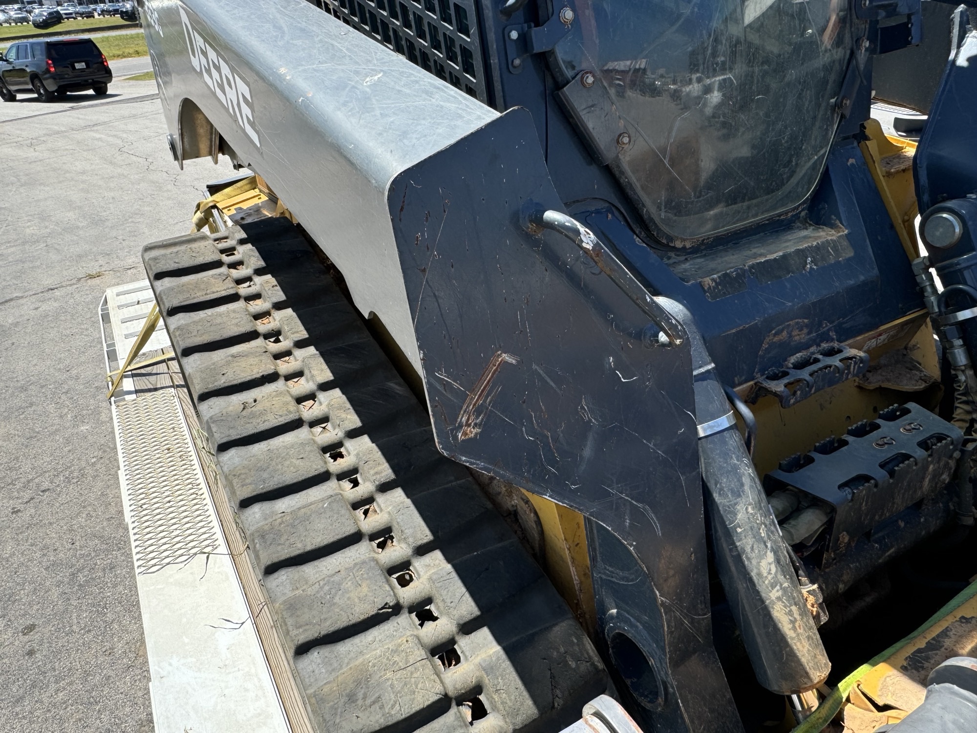 2019 John Deere 333G Image 13