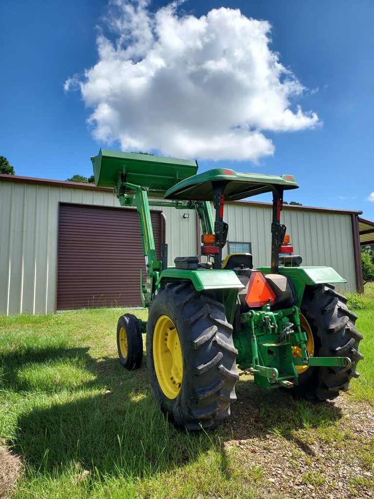 2010 John Deere 5065E Image 1
