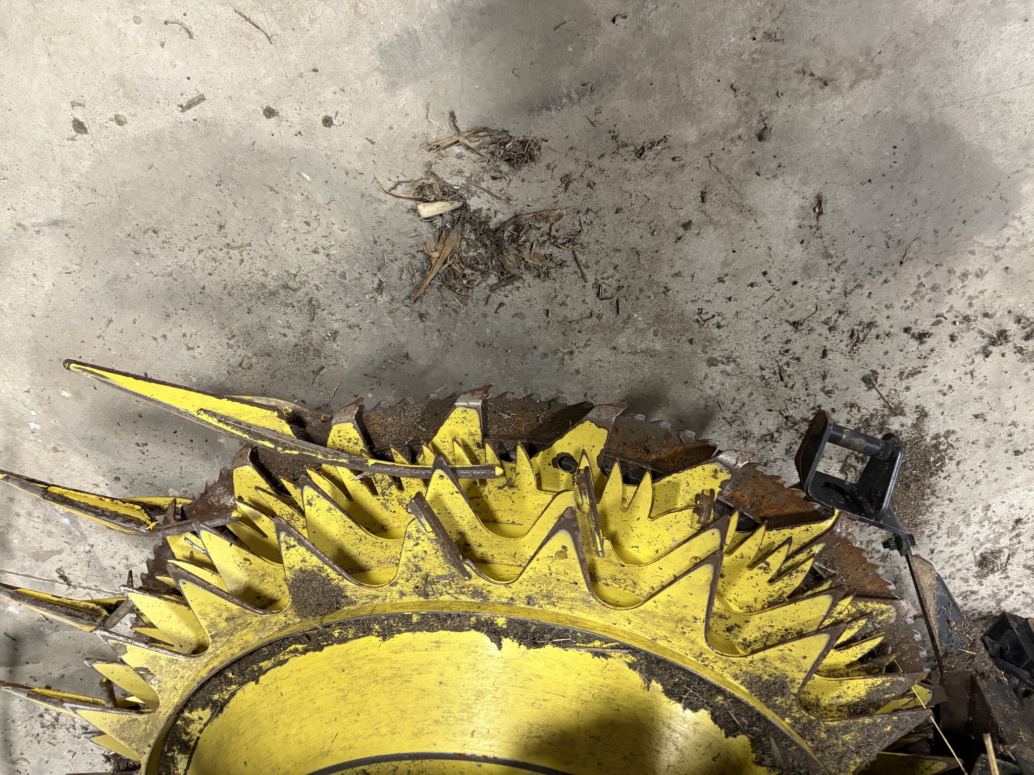 2023 John Deere 772 Image 7