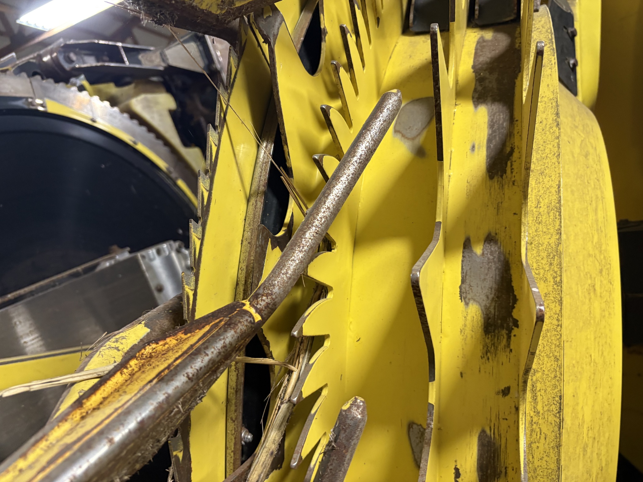 2023 John Deere 772 Image 9