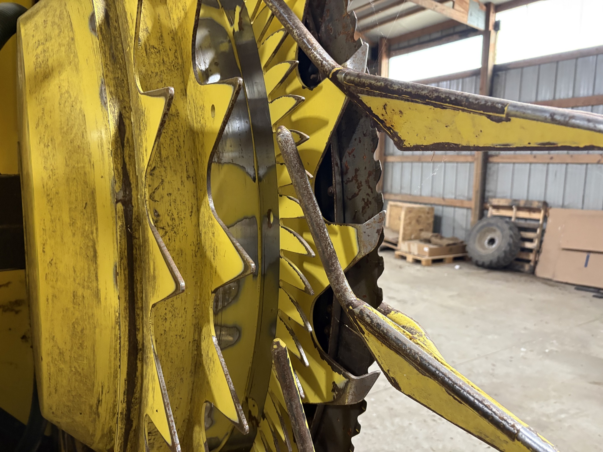 2023 John Deere 772 Image 11