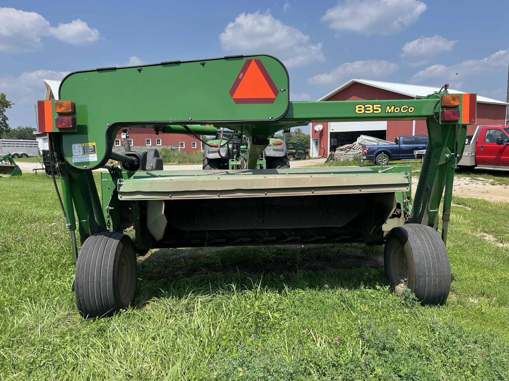  2017 John Deere 835 at Heritage Tractor in Mendota, IL