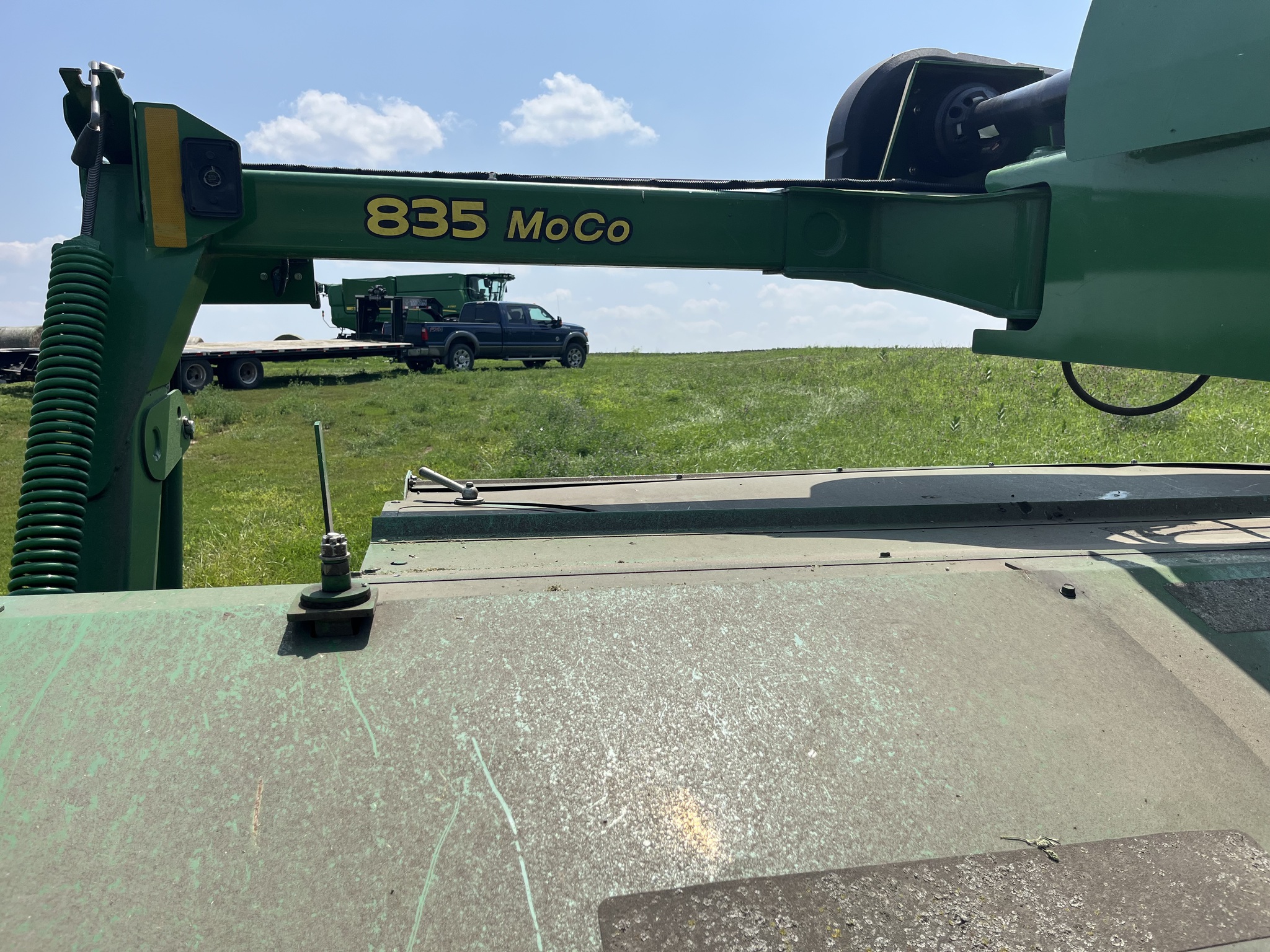  2017 John Deere 835 at Heritage Tractor in Mendota, IL