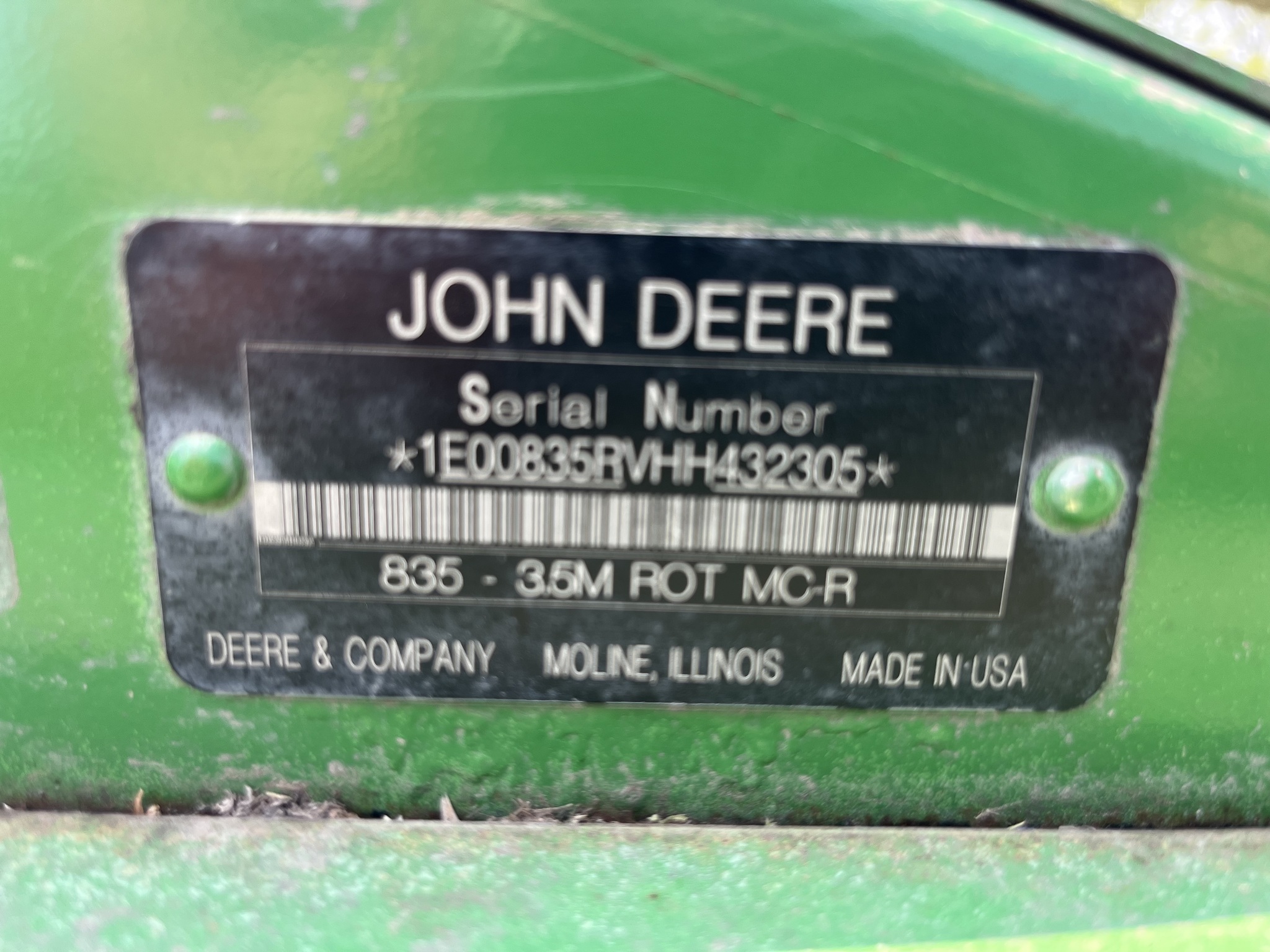  2017 John Deere 835 at Heritage Tractor in Mendota, IL