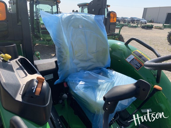 Photo of 2024 John Deere 5060E