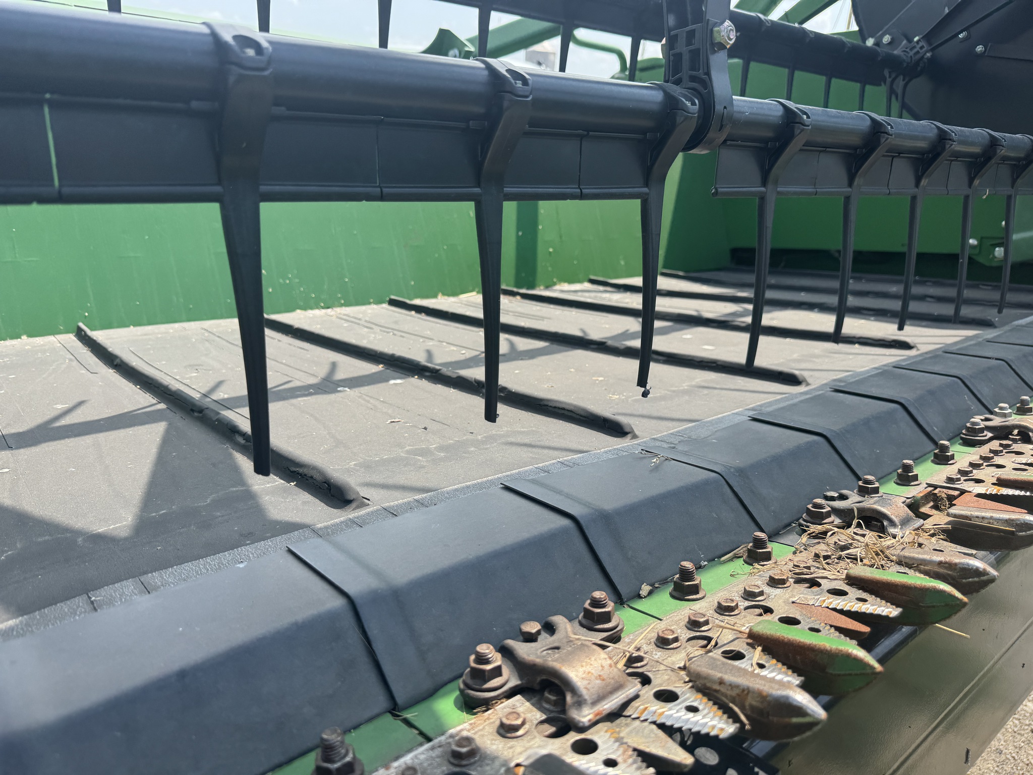 2012 John Deere 640FD Image 12