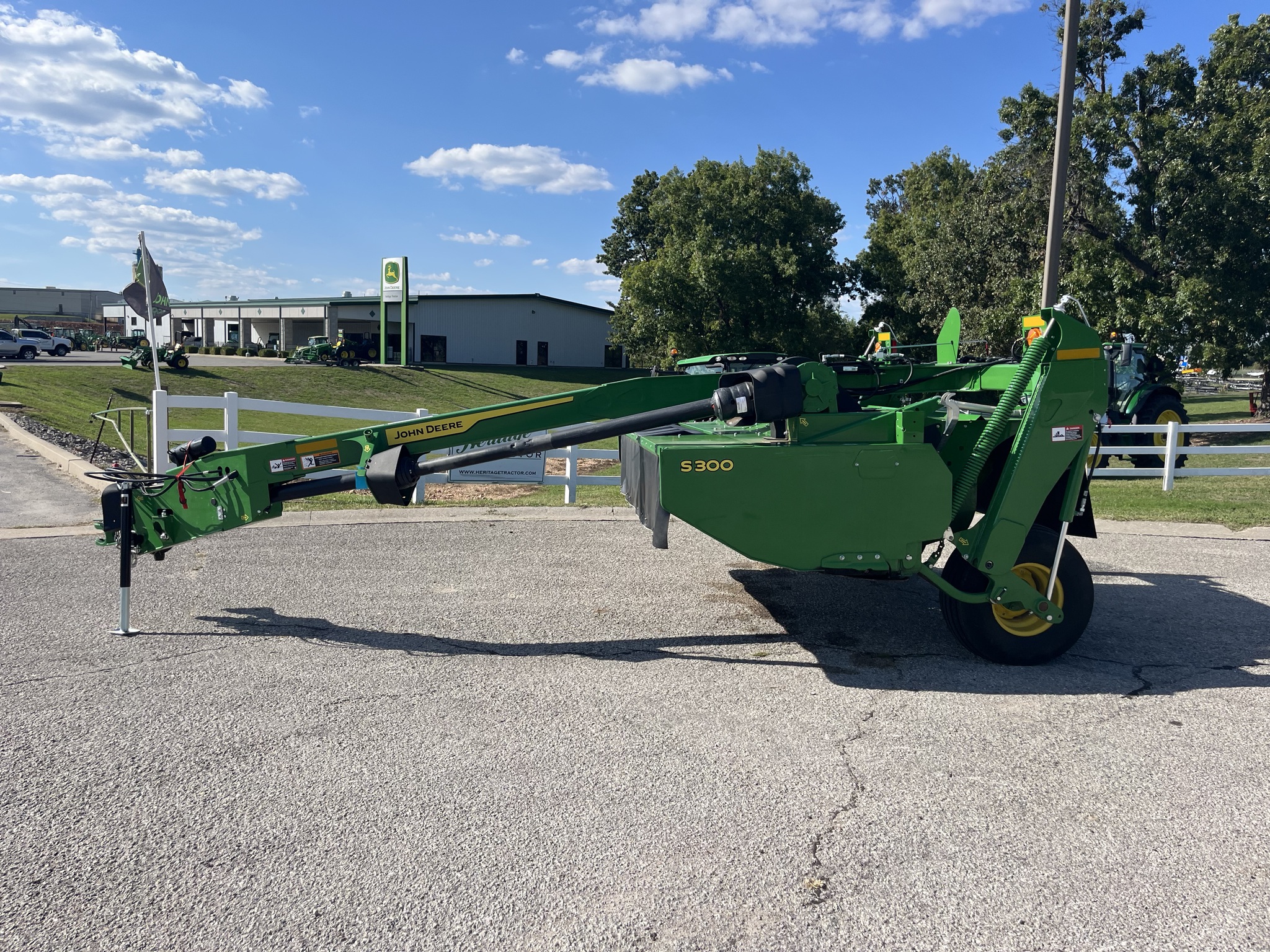  2025 John Deere S300 at Heritage Tractor in Lebanon, MO