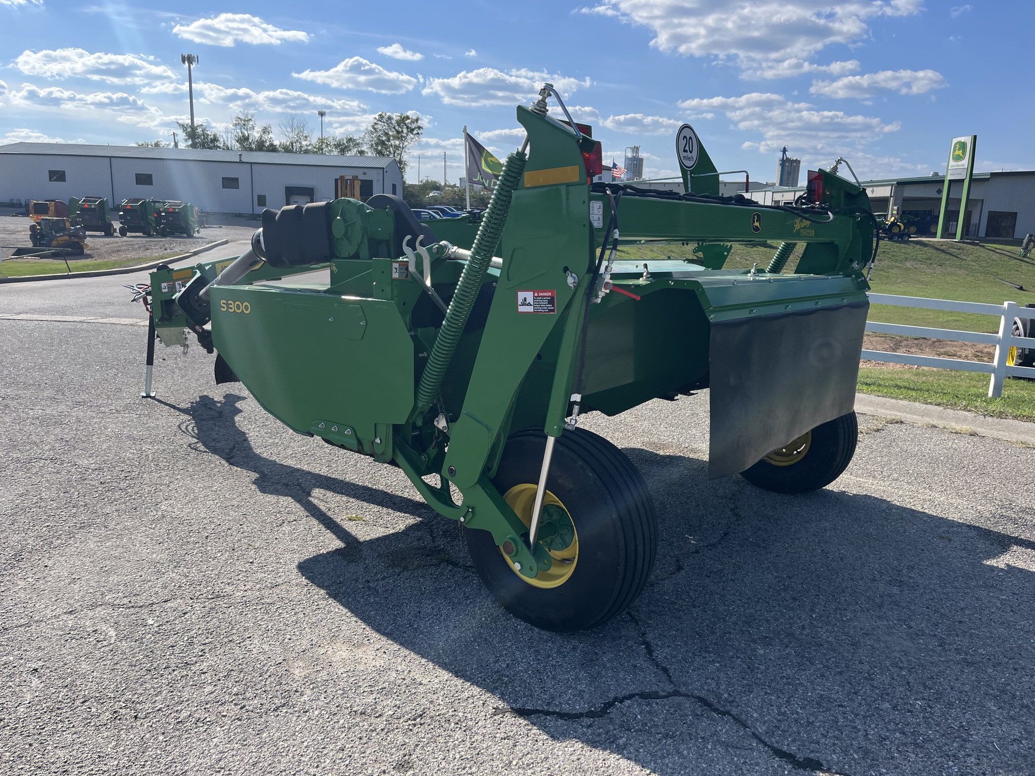  2025 John Deere S300 at Heritage Tractor in Lebanon, MO