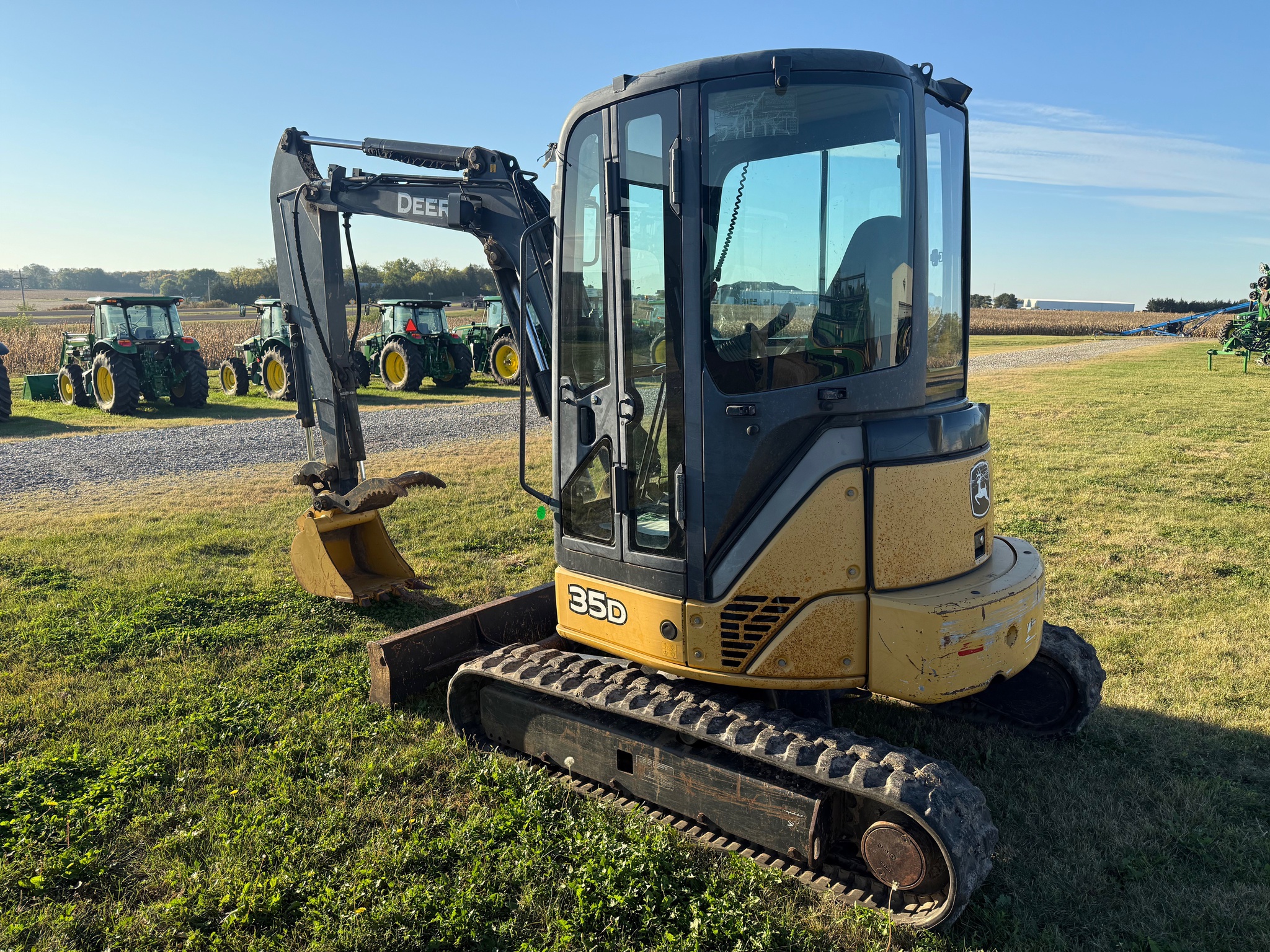2012 John Deere 35D Image 4