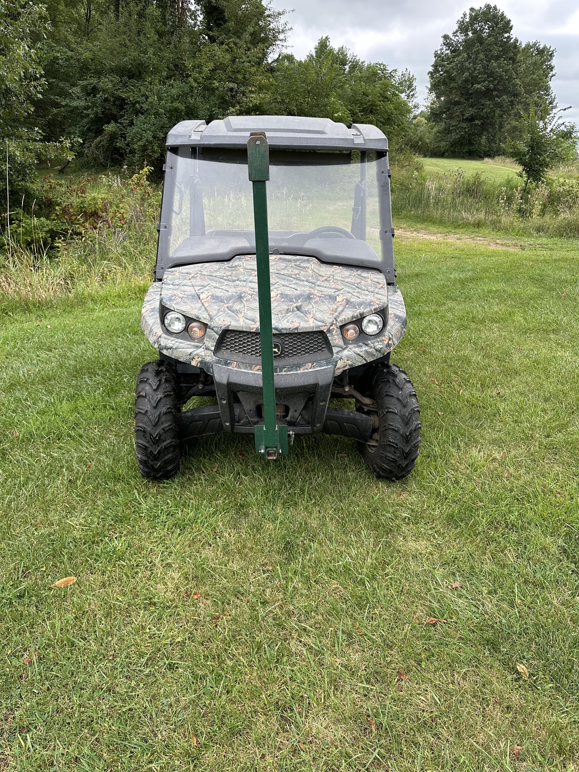 2012 John Deere XUV 550 GREEN Image 2