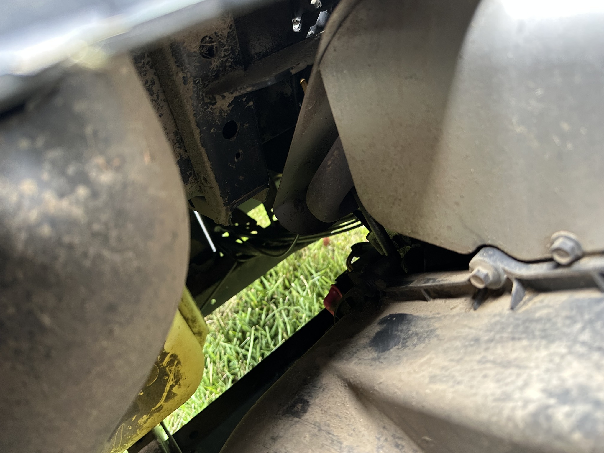 2012 John Deere XUV 550 GREEN Image 10