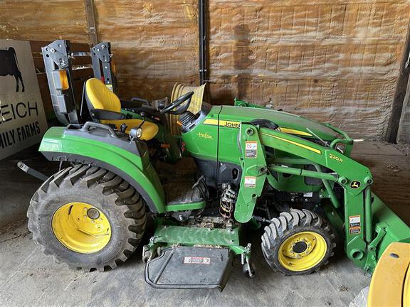 Photo of 2023 John Deere 2032R