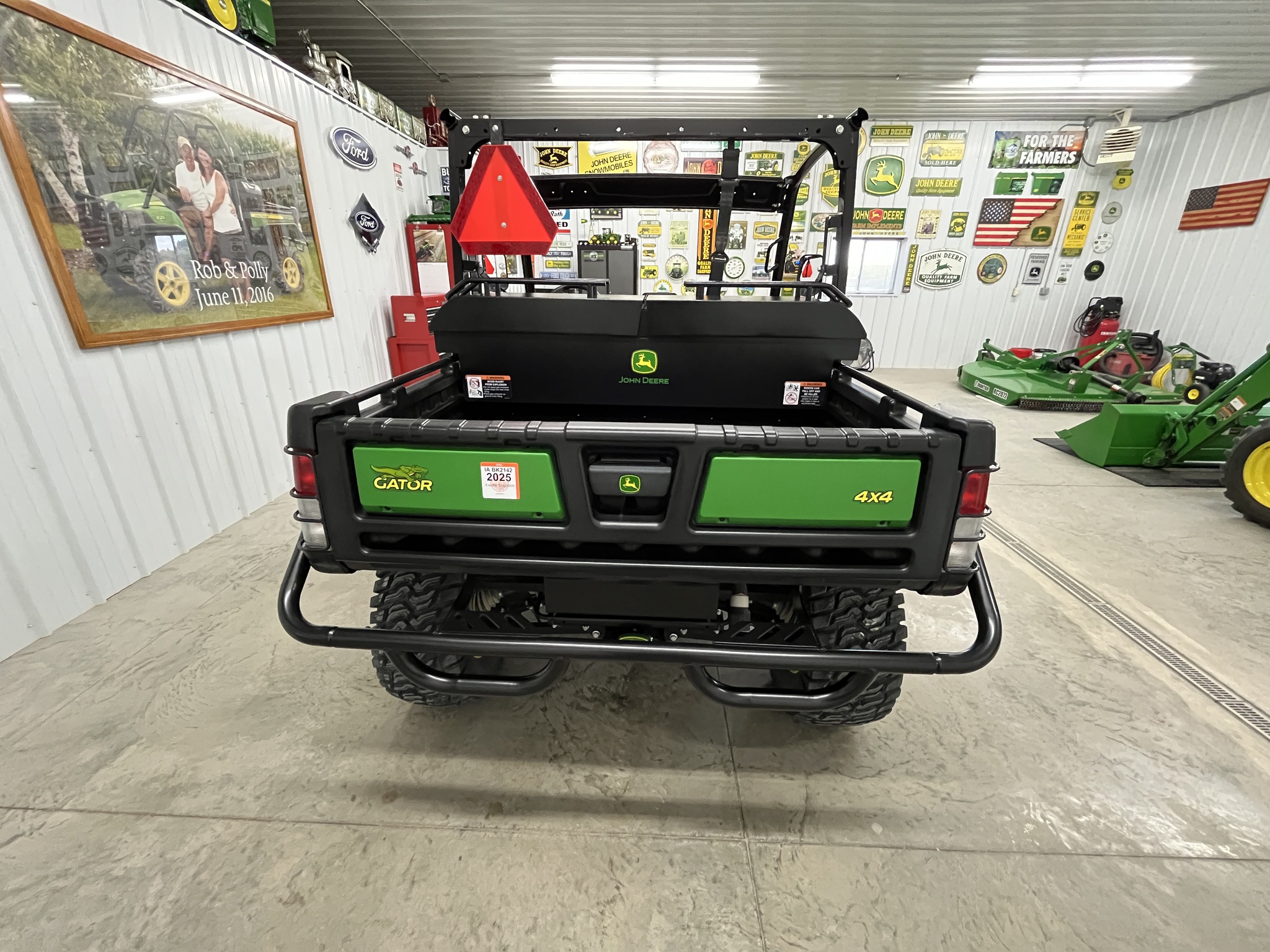 2023 John Deere XUV 835M Image 6