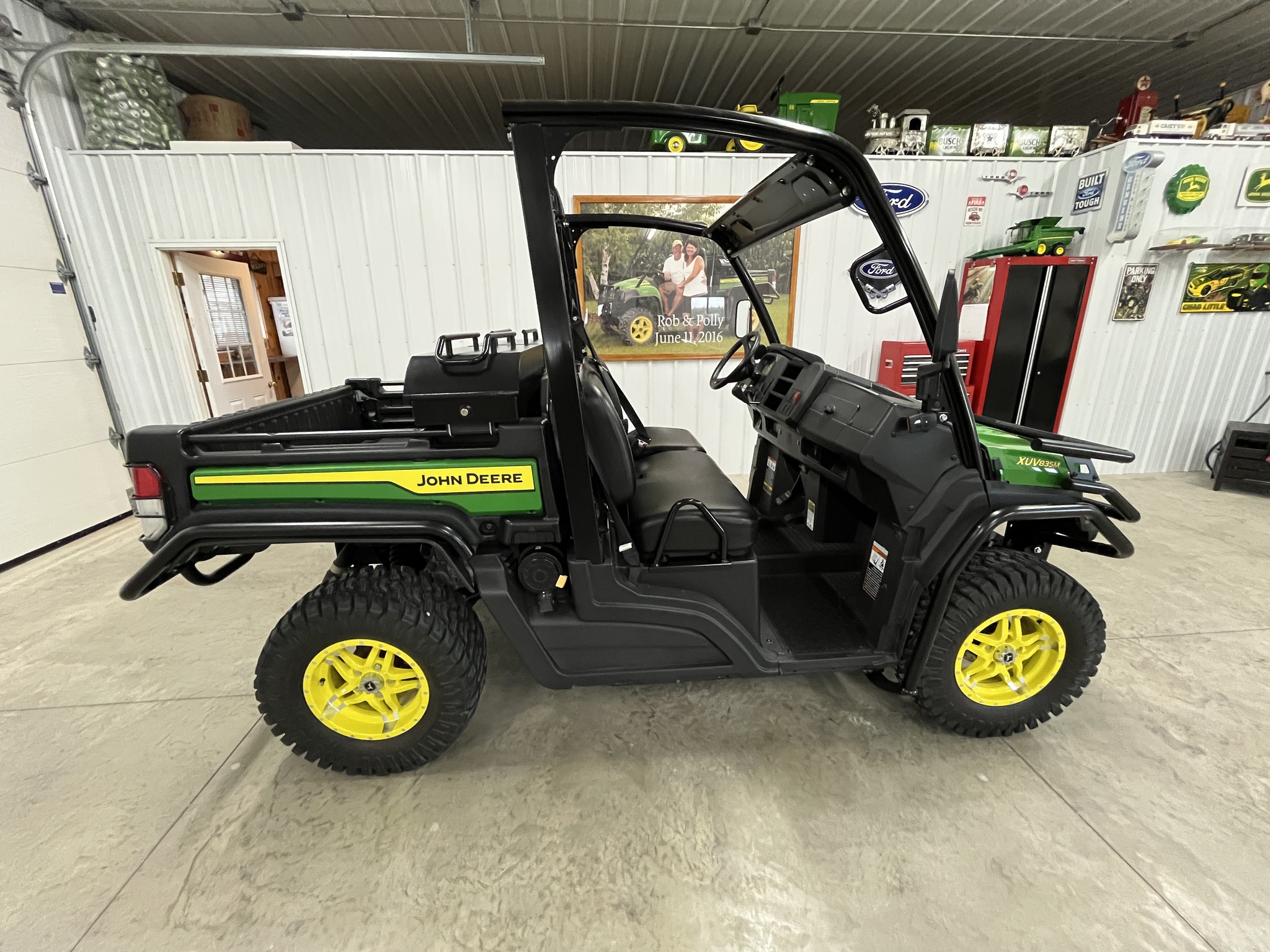 2023 John Deere XUV 835M Image 8