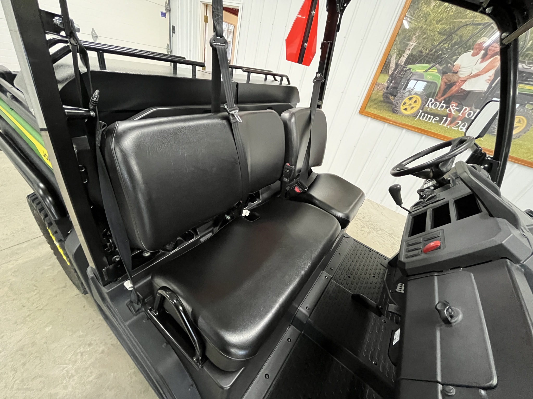 2023 John Deere XUV 835M Image 9