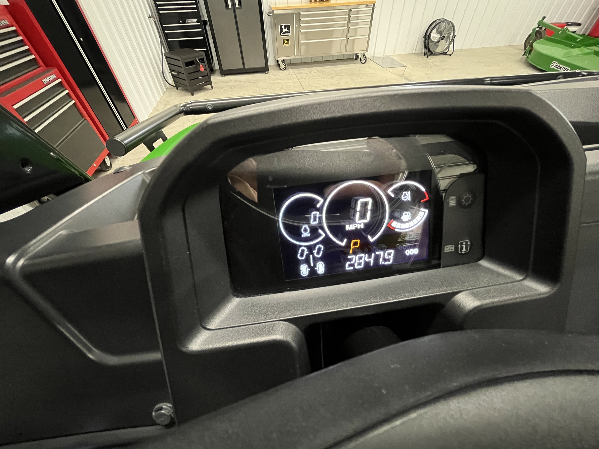 2023 John Deere XUV 835M Image 13