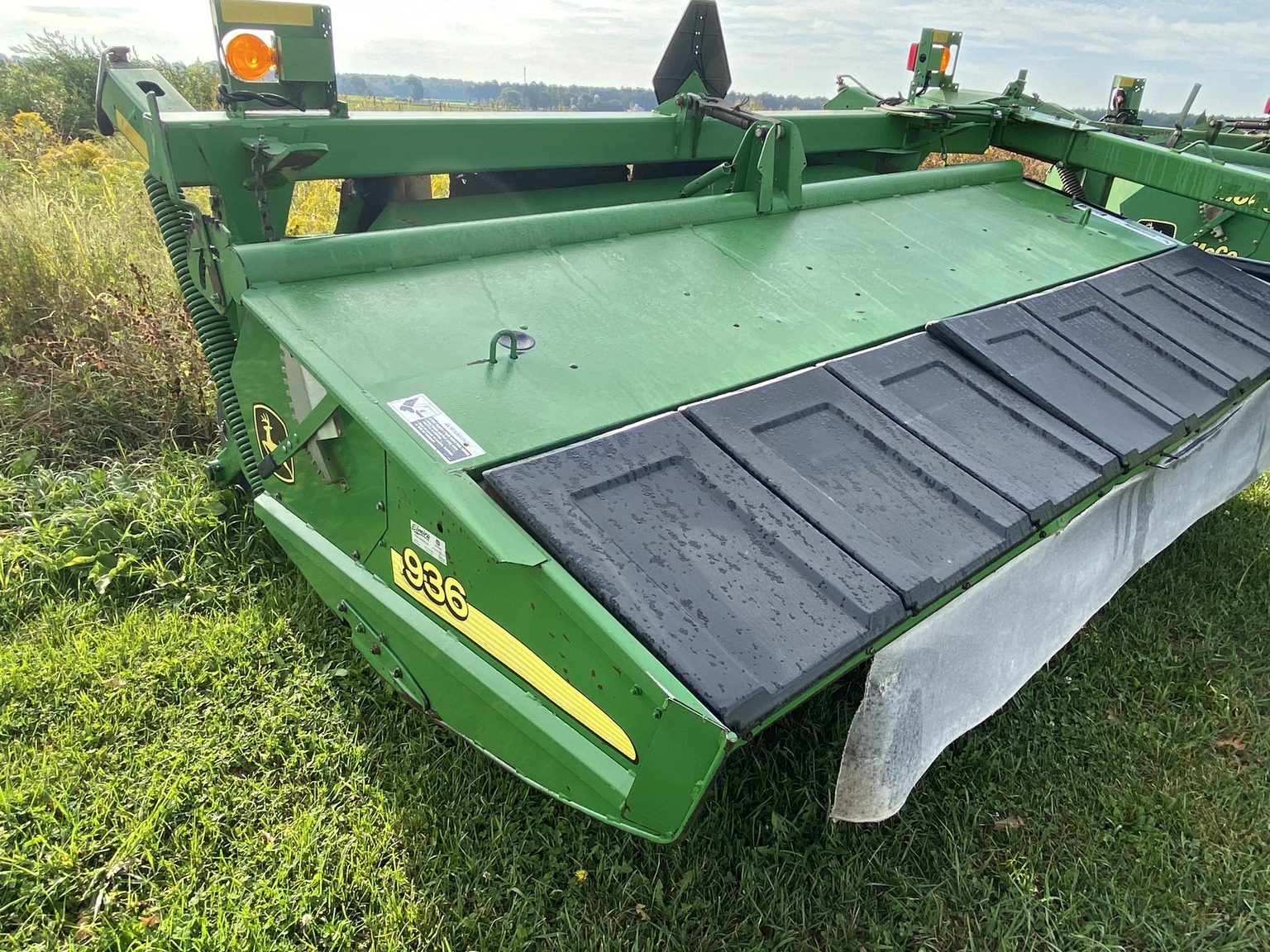2003 John Deere 936 Image 1