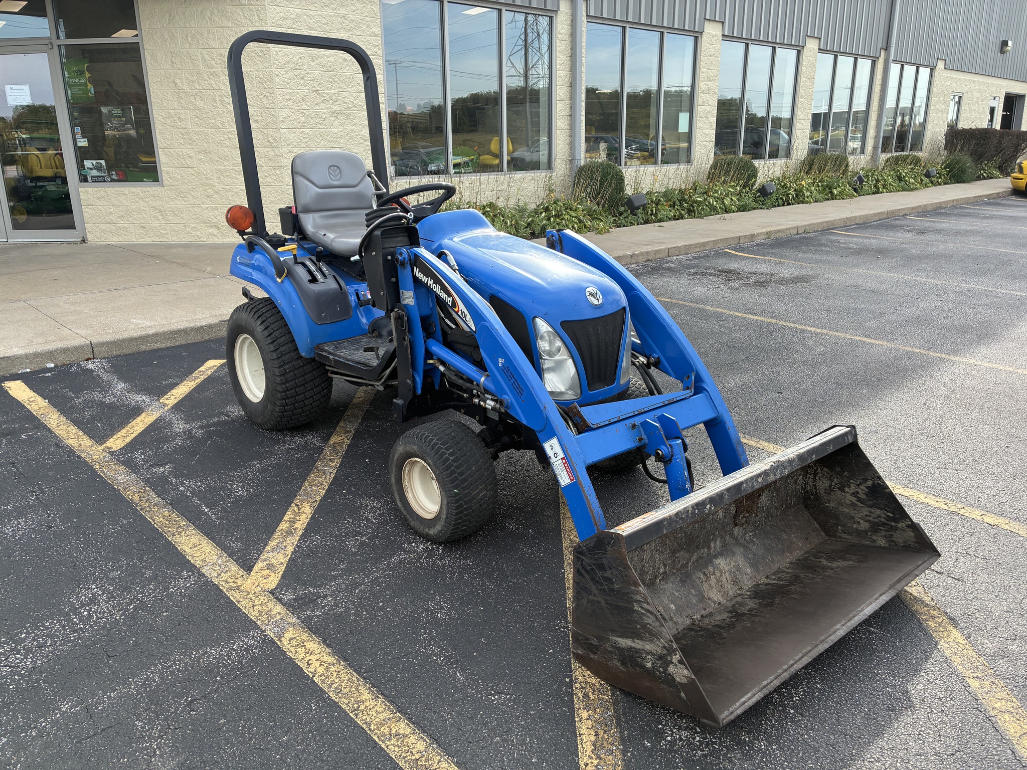 2005 New Holland TZ25DA Image 1