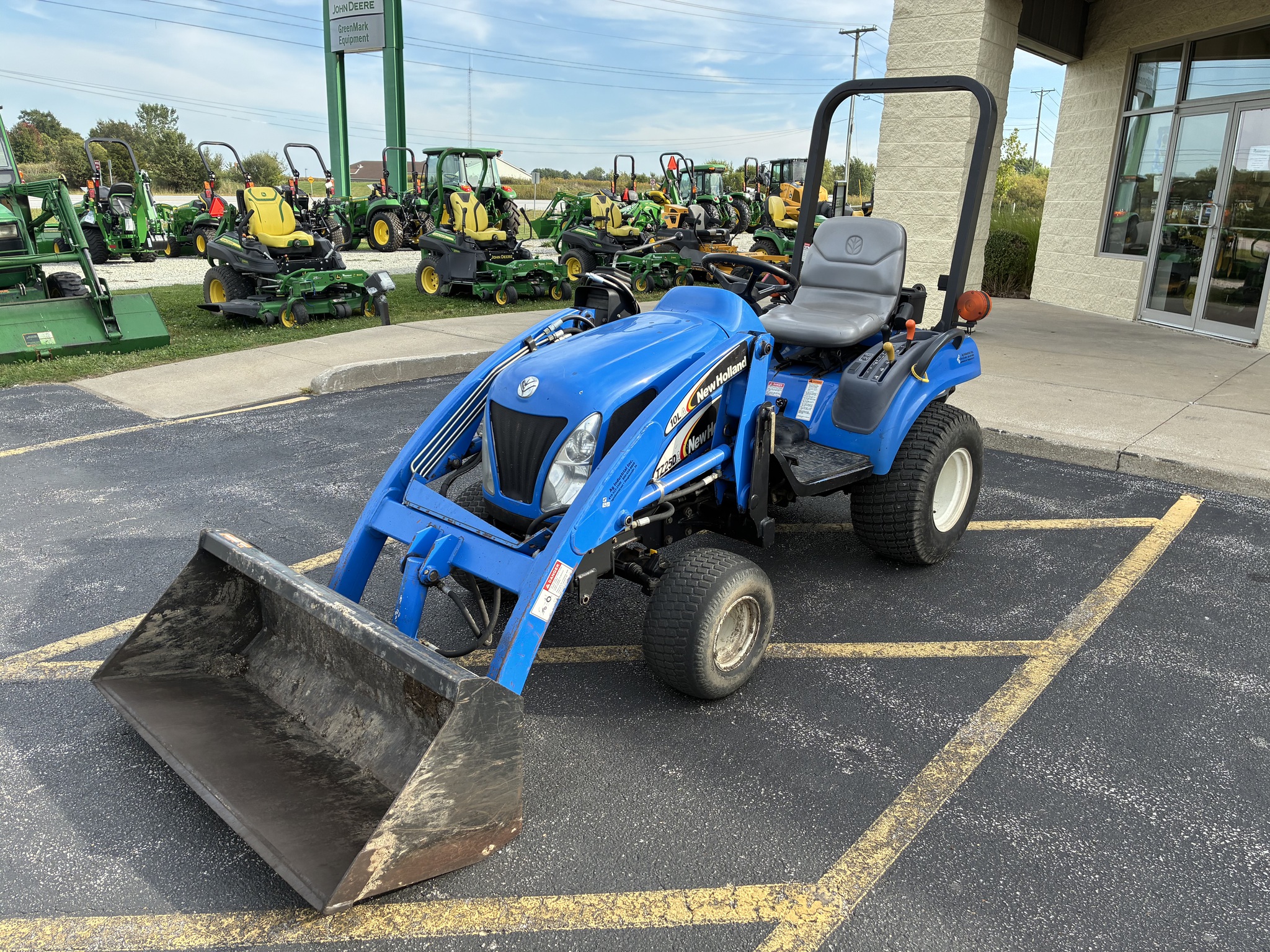 2005 New Holland TZ25DA Image 7