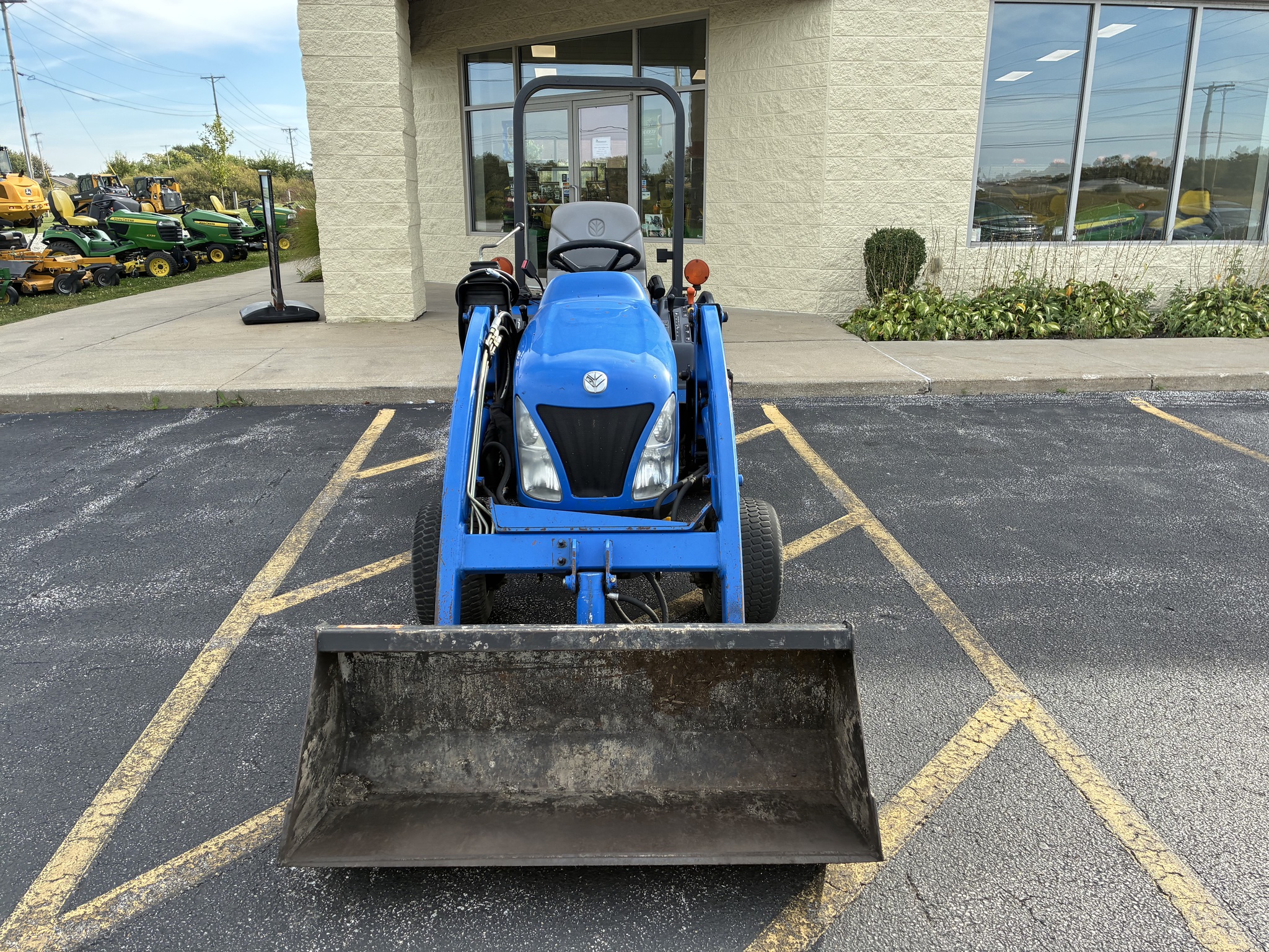 2005 New Holland TZ25DA Image 8
