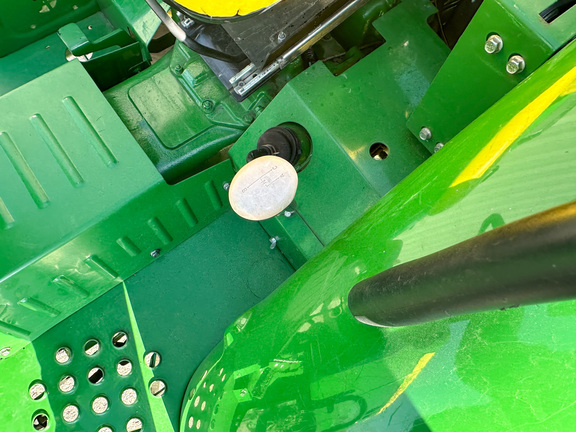 2016 John-Deere 5055E