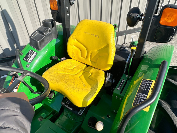 2016 John-Deere 5055E