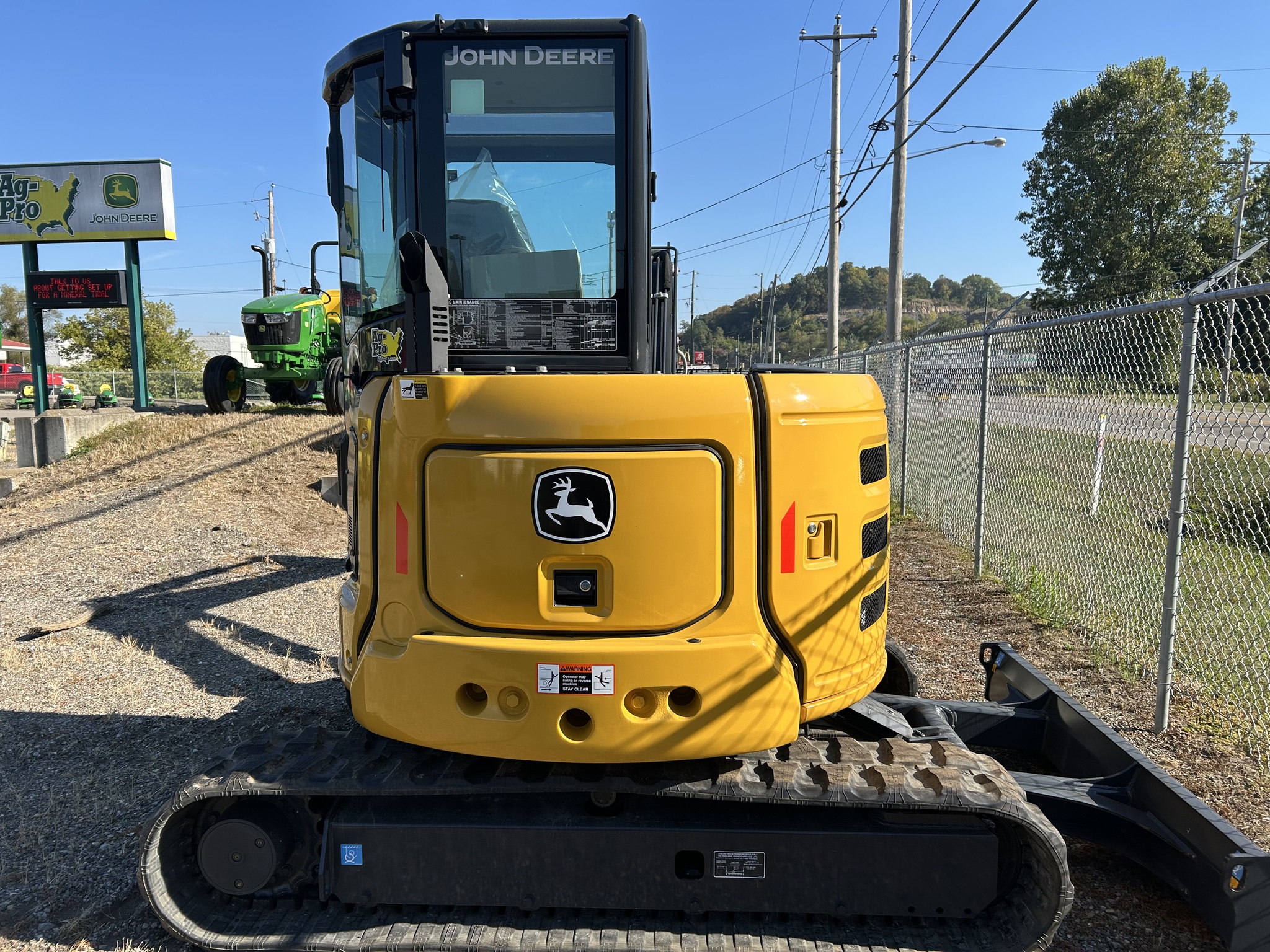 2025 John Deere 50 P Image 4